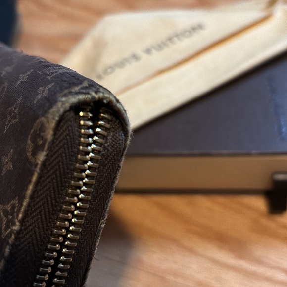 Louis Vuitton wallet - Picture 5 of 8